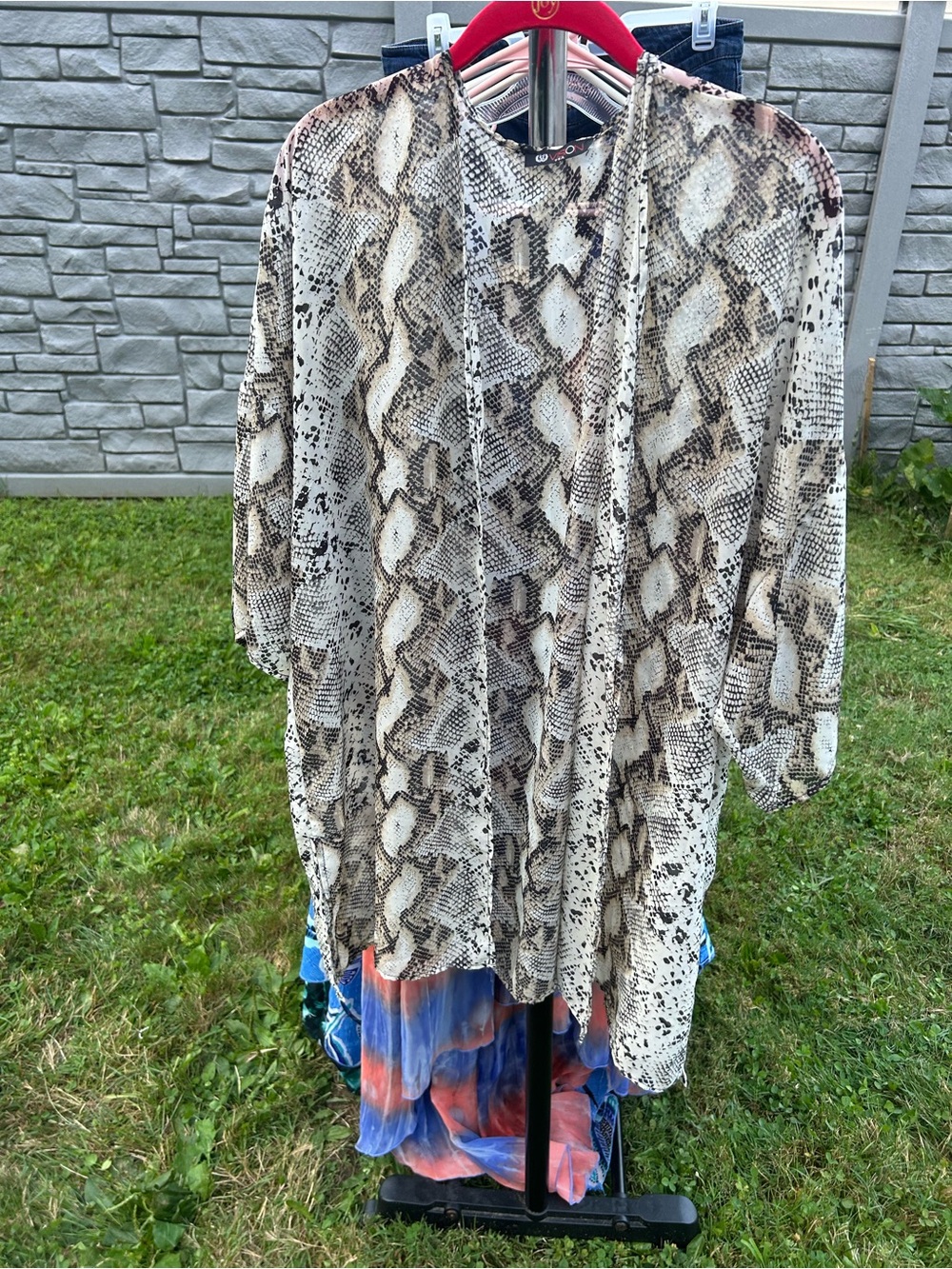 Women's Snake Print Lightweight Blouse - Beige/Brown